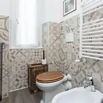 Lust Naviglio Apartman